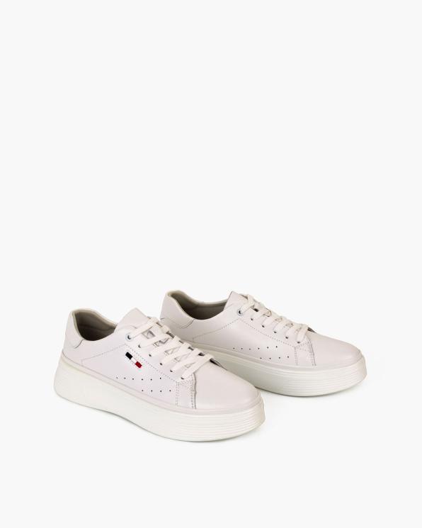 Białe adidasy damskie z naturalnej skóry licowej 105-76414-BIAŁY