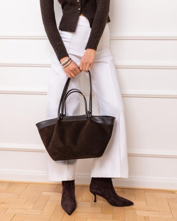 Czekoladowa duża torebka shopper ze skóry zamszowej 154-6766-CZEKOLADA