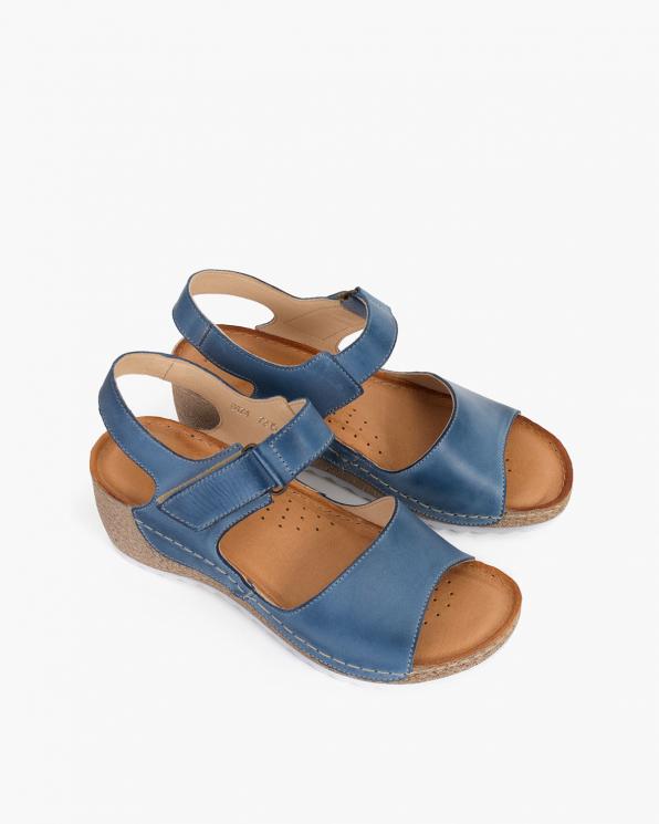 Niebieskie sandały damskie skórzane na koturnie 110-474-JEANS