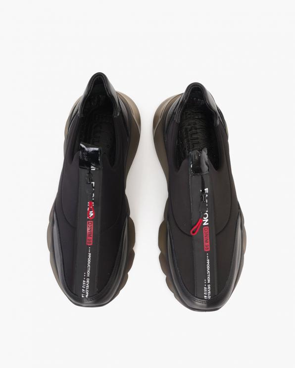 Czarne sneakersy materiałowe z lampasem 086-306-CZARNY