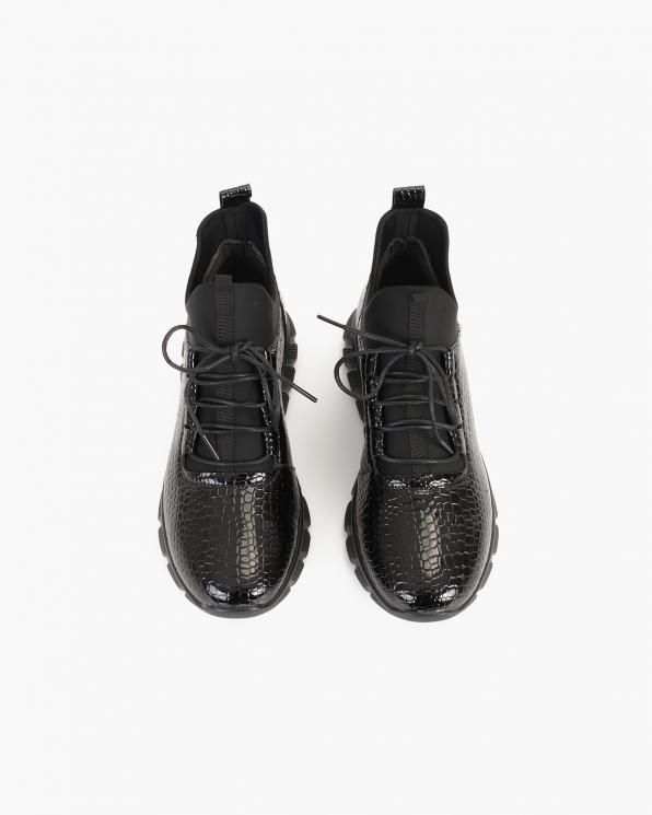 Czarne sneakersy lakierowane 105-78701-CZARNY