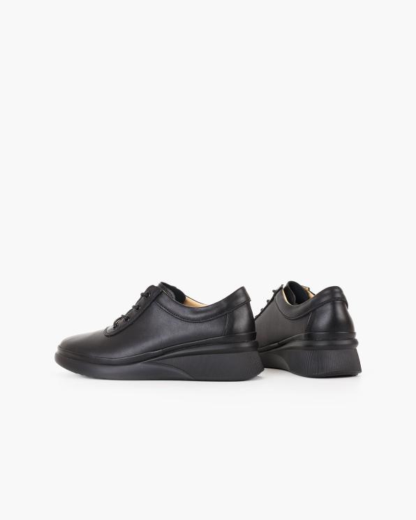Czarne adidasy damskie ze skóry licowej 105-2297-CZARNE