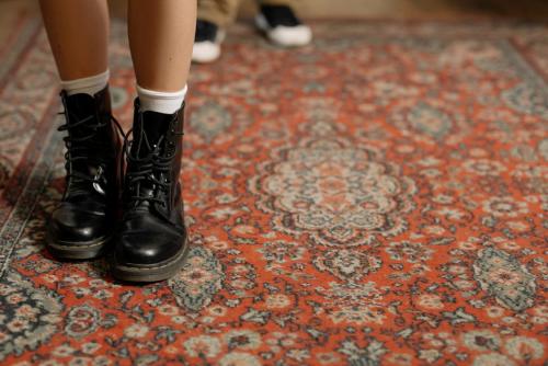 Dlaczego skórzane buty pękają? Wyjaśniamy