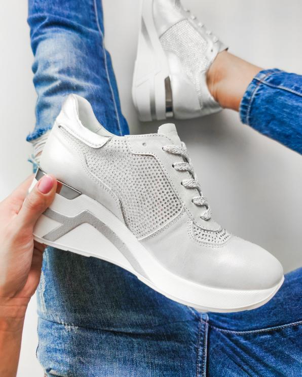 Szare sneakersy nubukowe z kryształkami 098-600-BIAŁY