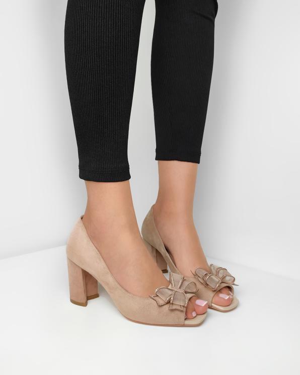 Beżowe czółenka zamszowe peep toe 131-0326-BEŻ