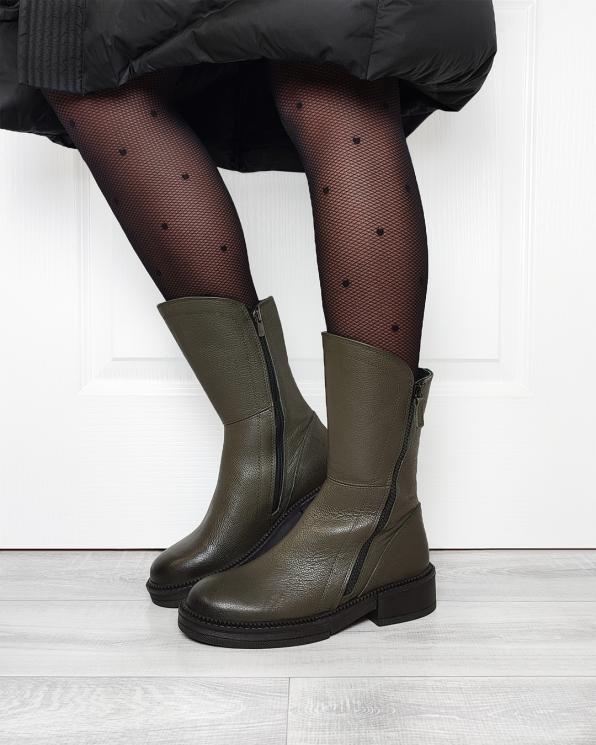 Oliwkowe botki skórzane 135-450142-KHAKI